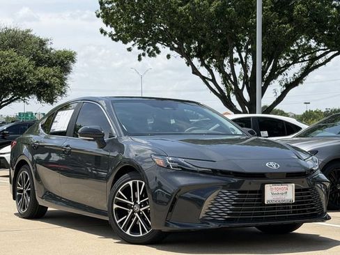New 2026 Toyota Camry XLE FWD image 2