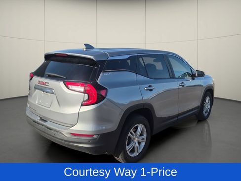 Used 2023 GMC Terrain SLE FWD image 9