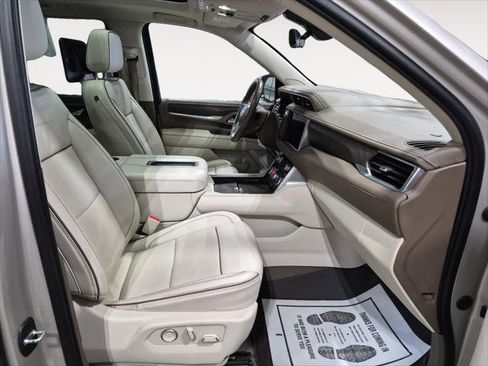 Used 2021 GMC Yukon Denali w/ Denali Ultimate Package image 17
