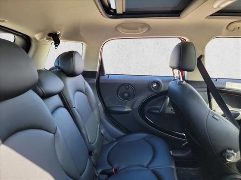 Used 2016 MINI Cooper Countryman S image 16