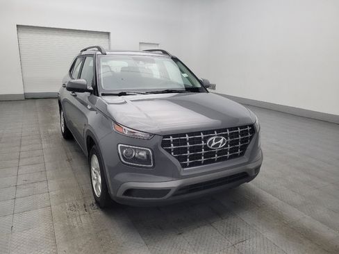 Used 2020 Hyundai Venue SEL FWD image 13
