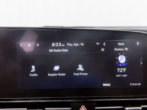 Used 2024 Hyundai Elantra SEL FWD image 24