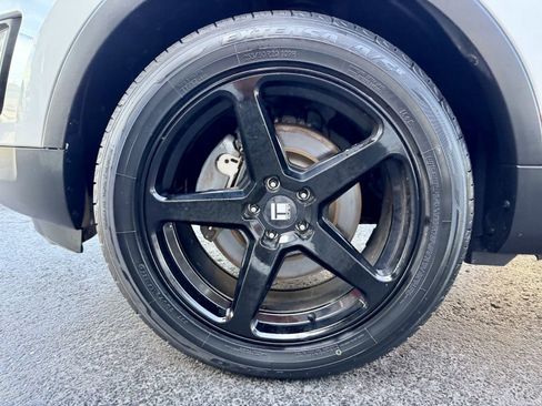 Used 2017 Ford Explorer Sport w/ Equipment Group 401A AWD/4WD image 31