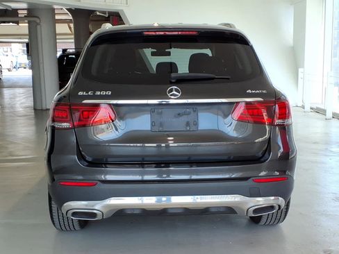Used 2020 Mercedes-Benz GLC 300 4MATIC image 5