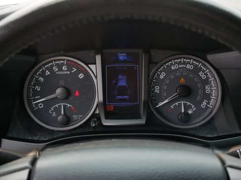 Certified 2020 Toyota Tacoma TRD Sport AWD/4WD image 26