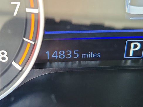 Used 2025 Nissan Altima 2.5 SR image 22