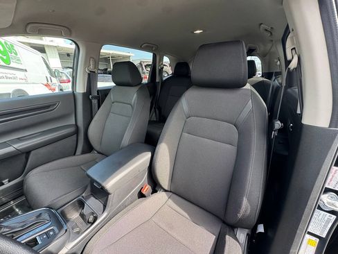 Used 2025 Honda CR-V LX image 17
