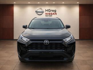 Used 2025 Toyota RAV4 XLE video 2