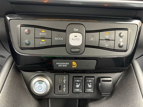 Used 2023 Nissan Leaf SV Plus image 29