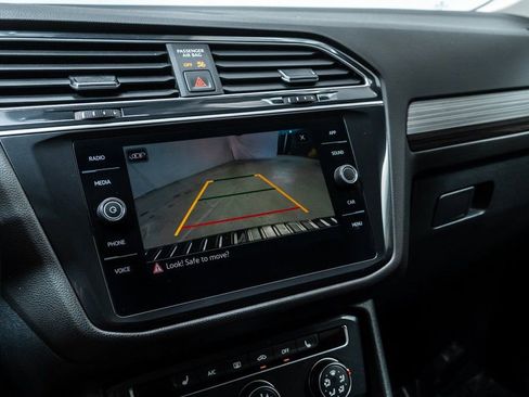 Used 2024 Volkswagen Tiguan Wolfsburg Edition w/ Panoramic Sunroof Package image 17