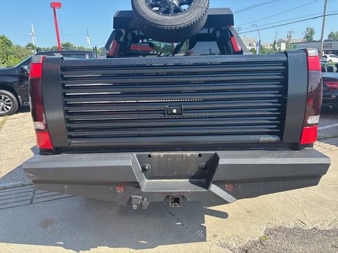 Used 2001 Ford F350 Lariat AWD/4WD image 6