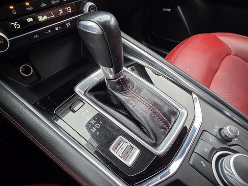 Used 2021 MAZDA CX-5 Carbon Edition image 16