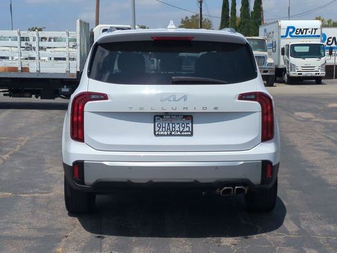 Certified 2023 Kia Telluride S FWD image 7
