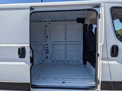 New 2026 RAM ProMaster 2500 image 32