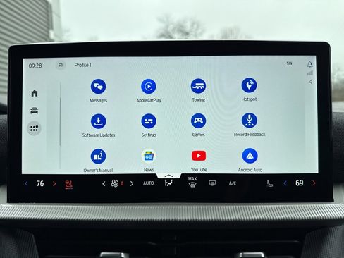 New 2026 Ford Explorer ST-Line w/ ST-Line Street Pack AWD/4WD image 15