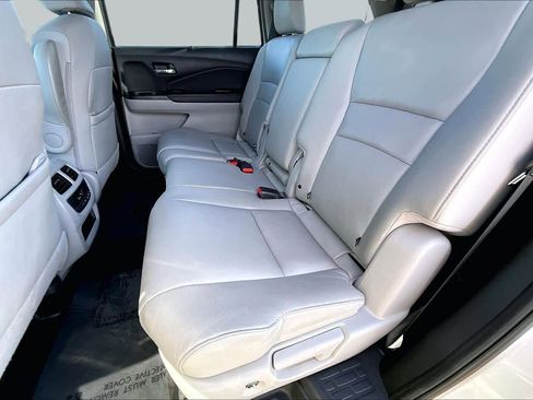 Used 2021 Honda Pilot Special Edition image 19