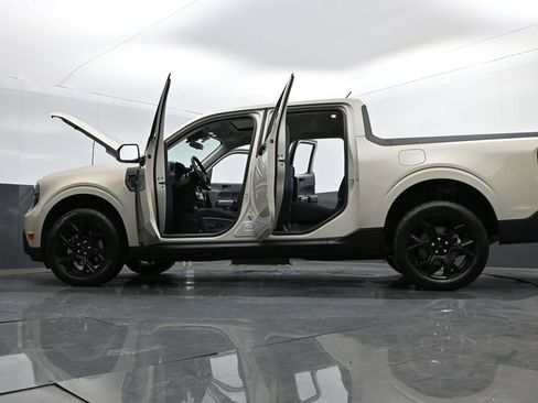 New 2025 Ford Maverick XLT w/ XLT Luxury Package image 35