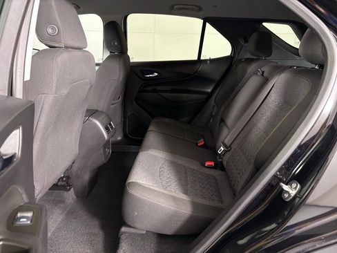 Used 2024 Chevrolet Equinox LT image 38