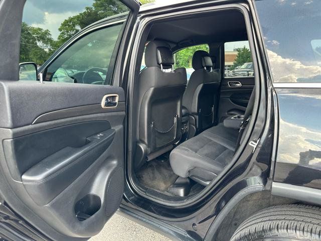 Used 2015 Jeep Grand Cherokee Laredo w/ Quick Order Package 23E AWD/4WD image 14