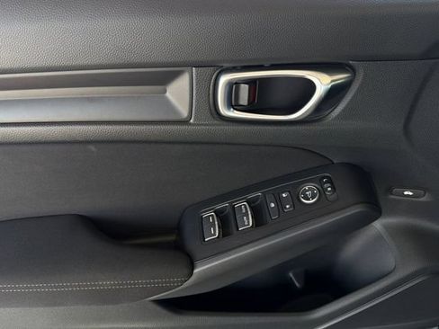 Certified 2025 Honda Civic Sport image 12