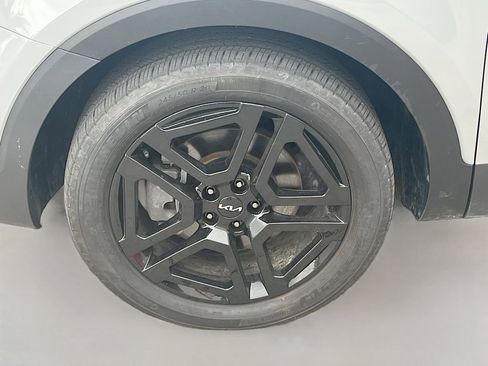 Used 2023 Kia Telluride EX X-Line AWD/4WD image 34