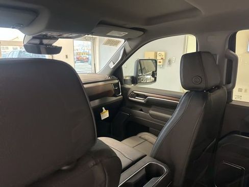 New 2026 GMC Sierra 3500 Denali w/ Technology Package image 30