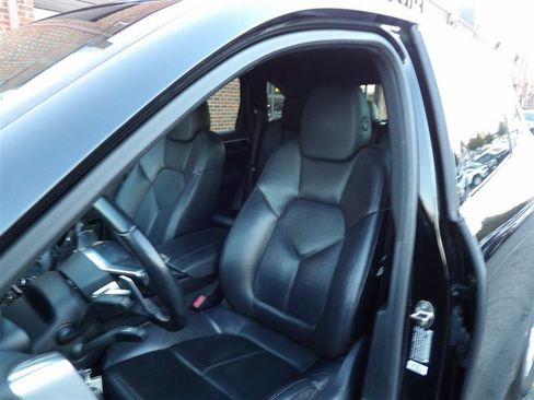 Used 2016 Porsche Cayenne image 30