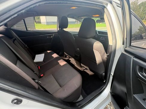 Used 2019 Toyota Corolla LE FWD image 16