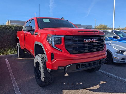 Used 2022 GMC Sierra 1500 Elevation image 3