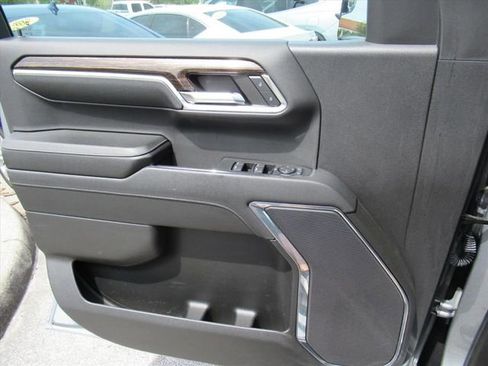 Used 2024 GMC Sierra 1500 Elevation AWD/4WD image 18