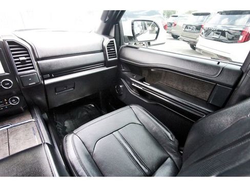 Certified 2020 Ford Expedition Max Limited RWD image 9