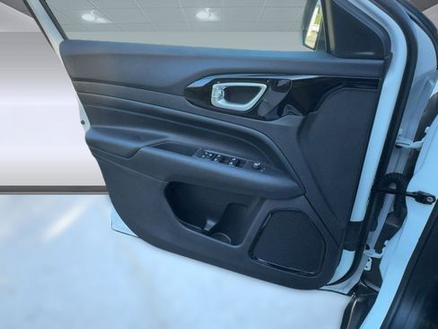 New 2026 Jeep Compass Latitude w/ Quick Order Package 29K image 19