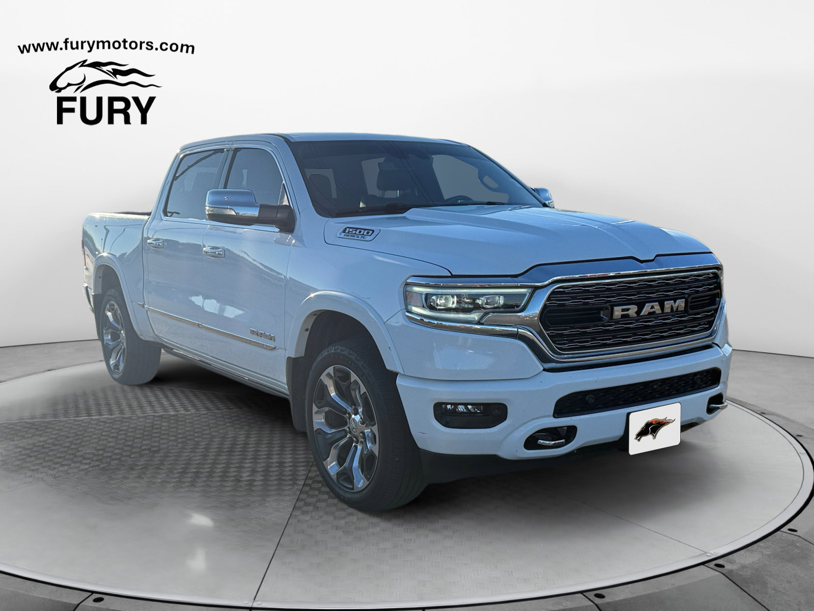 Used 2022 RAM 1500 Limited w/ Body Color Bumper Group AWD/4WD image 1