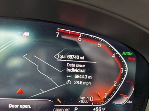 Used 2021 BMW 530i w/ M Sport Package RWD image 18