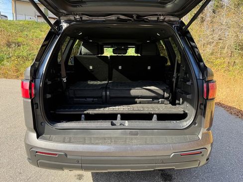 Used 2025 Toyota Sequoia SR5 image 18