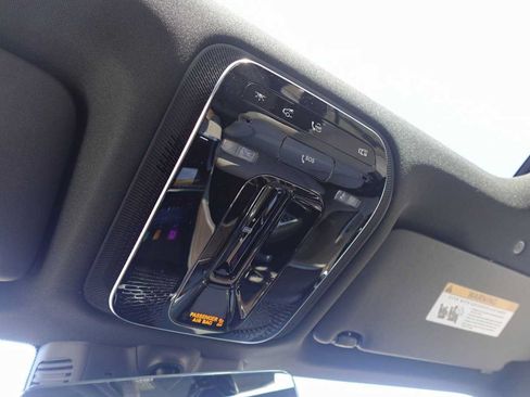 Used 2026 Mercedes-Benz GLC 300 4MATIC image 48