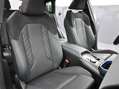 Used 2025 BMW X3 M50 image 21