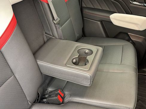 Used 2024 GMC Canyon AT4X image 39