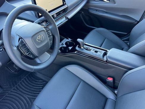 New 2026 Toyota Prius Limited FWD image 9