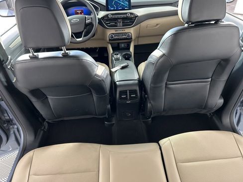 Used 2022 Ford Escape SEL w/ Technology Package image 37