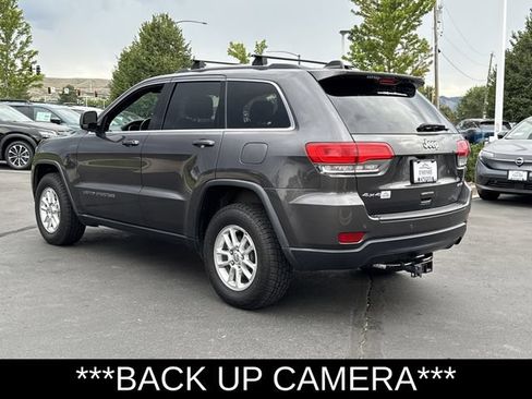 Used 2018 Jeep Grand Cherokee Laredo AWD/4WD image 6