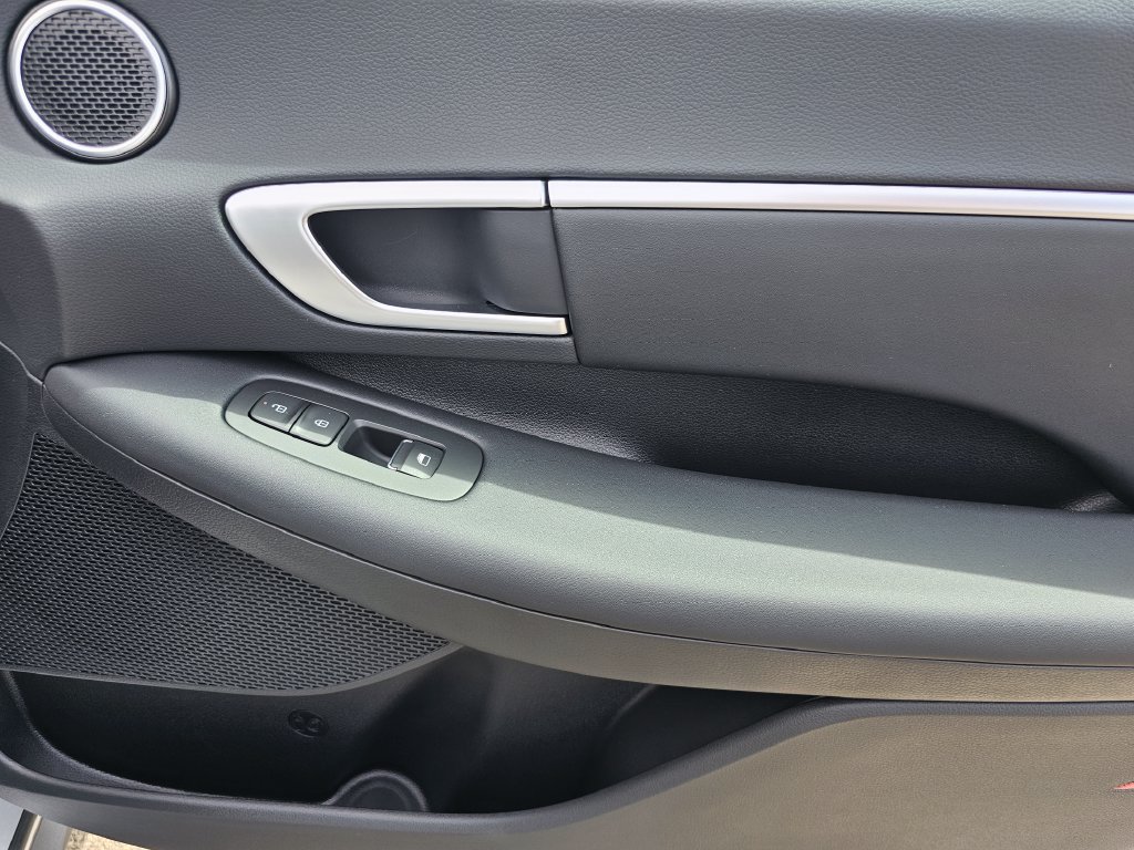 New 2026 Hyundai Sonata Blue FWD image 11