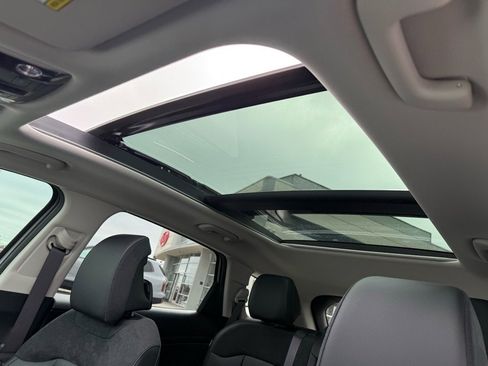 New 2026 Kia Sportage SX Prestige image 11