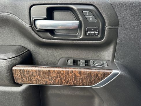 Used 2021 GMC Sierra 2500 Denali w/ Denali Ultimate Package image 11