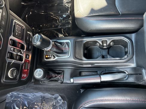 Used 2020 Jeep Wrangler Unlimited Rubicon w/ Quick Order Package 28Y Recon AWD/4WD image 20