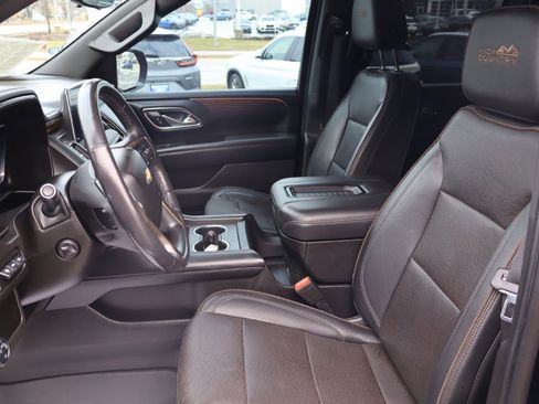 Used 2022 Chevrolet Tahoe High Country image 14