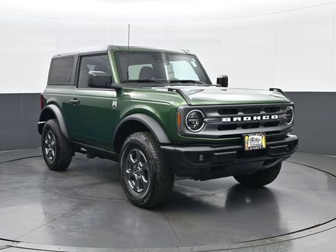 Used 2023 Ford Bronco Big Bend image 3