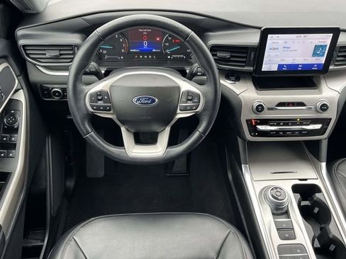 Used 2023 Ford Explorer XLT w/ Equipment Group 202A image 18