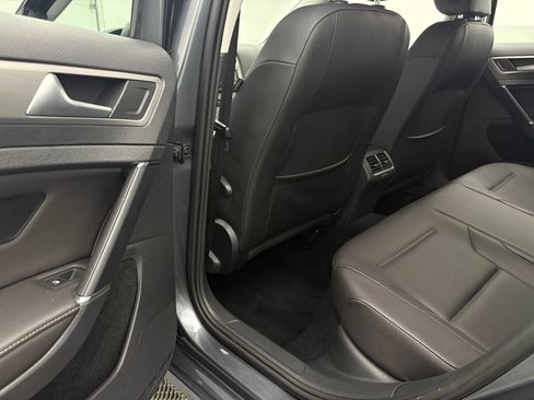 Used 2015 Volkswagen Golf TDI S FWD image 33