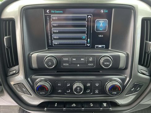 Used 2019 Chevrolet Silverado 2500 LT w/ LT Convenience Package AWD/4WD image 22